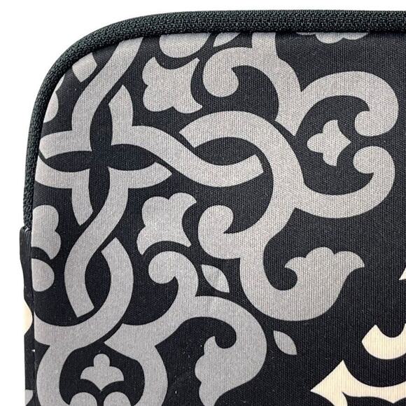 Vera Bradley Canterberry Magenta Neoprene Ereader Tablet Case Cover 10" Sleeve - Picture 9 of 16